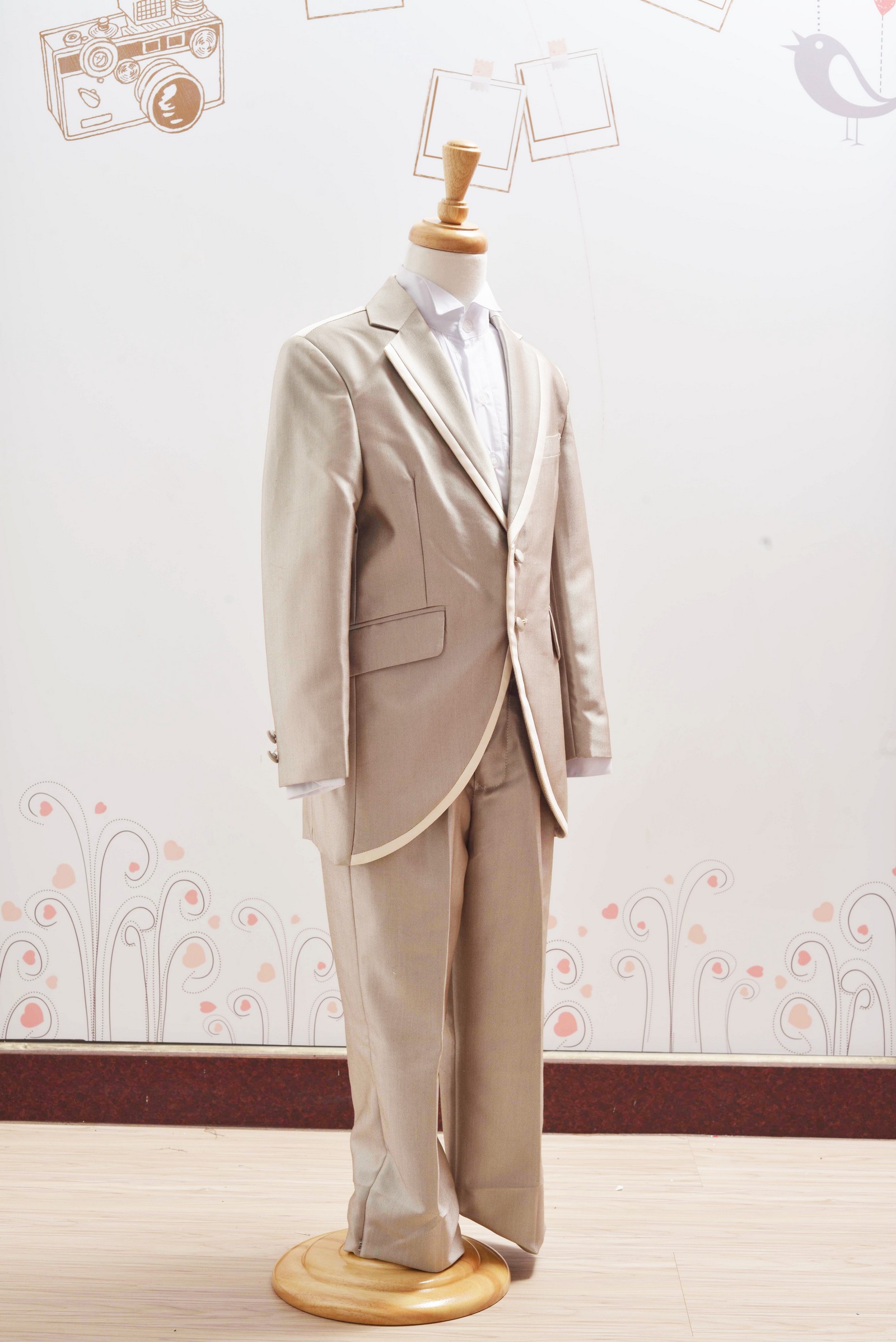 男士西服,西裝禮服,男士西裝,西服推薦,西服訂製,西服出租,西裝價格,西裝推薦